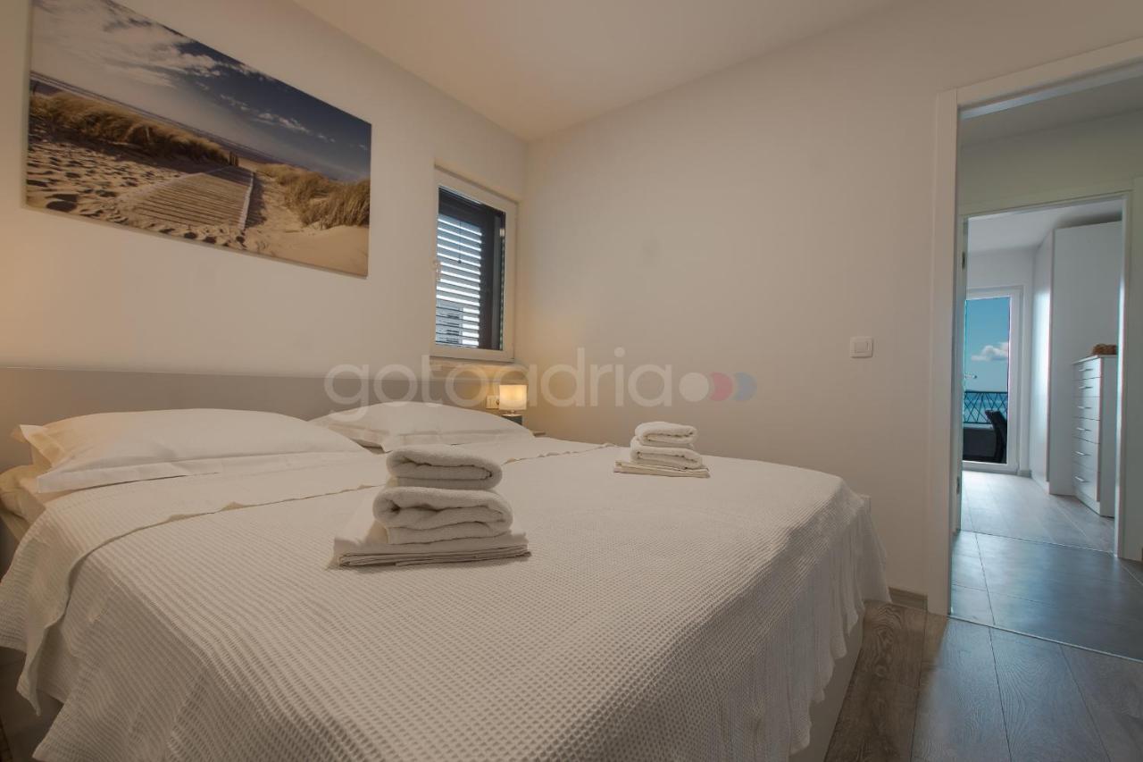 Sea View Apartment Leana Makarska Bagian luar foto